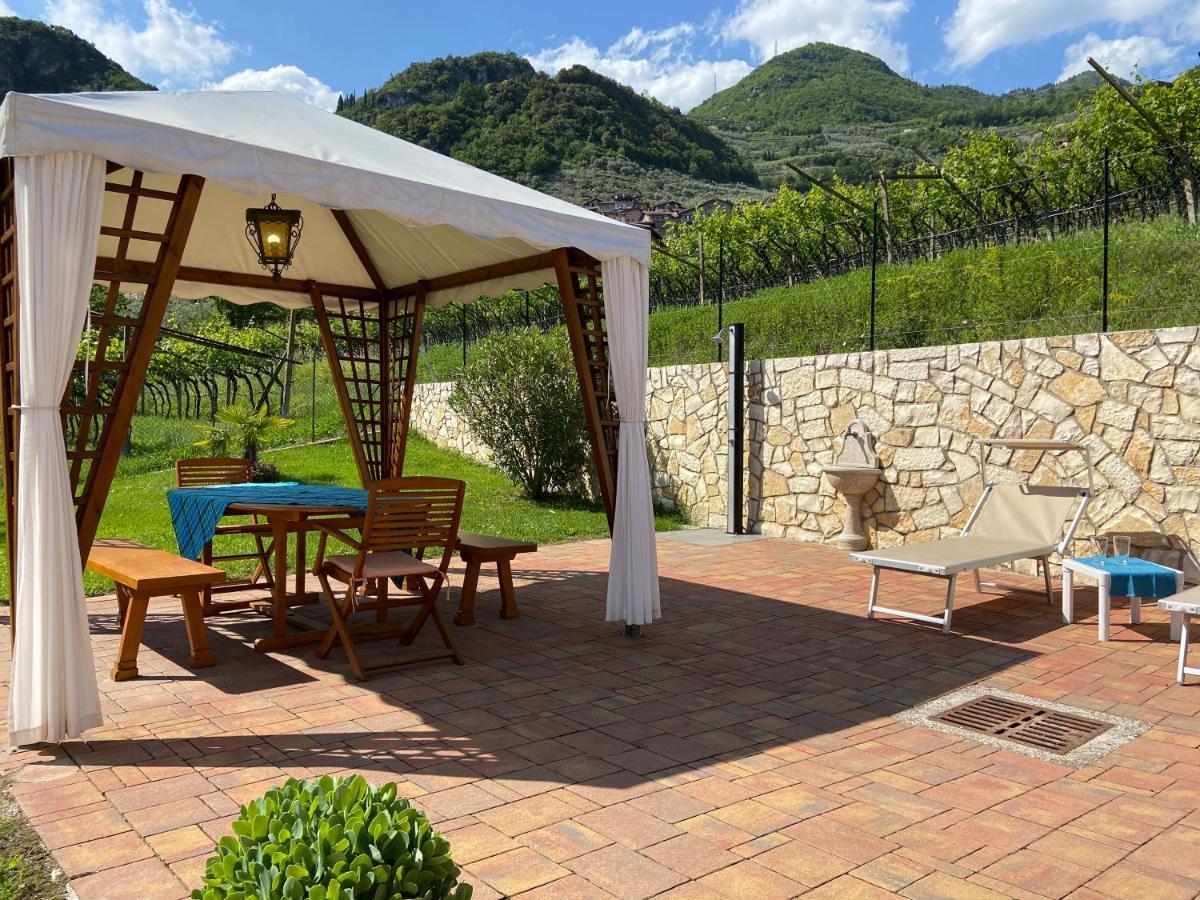 Villa Desy Riva del Garda Bagian luar foto